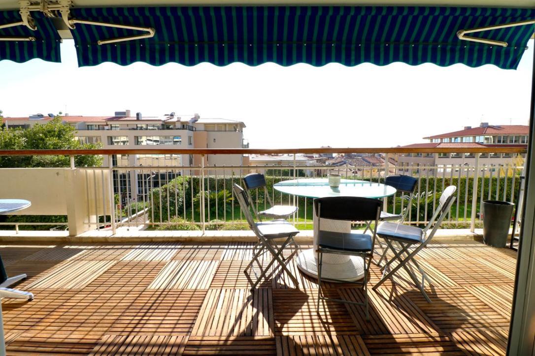 2, 3 And 4 Bedroom Sea View Forville Apartments 5 Mins From The Palais Кан Екстериор снимка