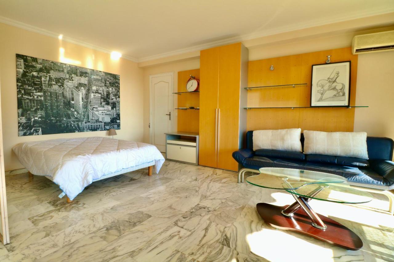 2, 3 And 4 Bedroom Sea View Forville Apartments 5 Mins From The Palais Кан Екстериор снимка