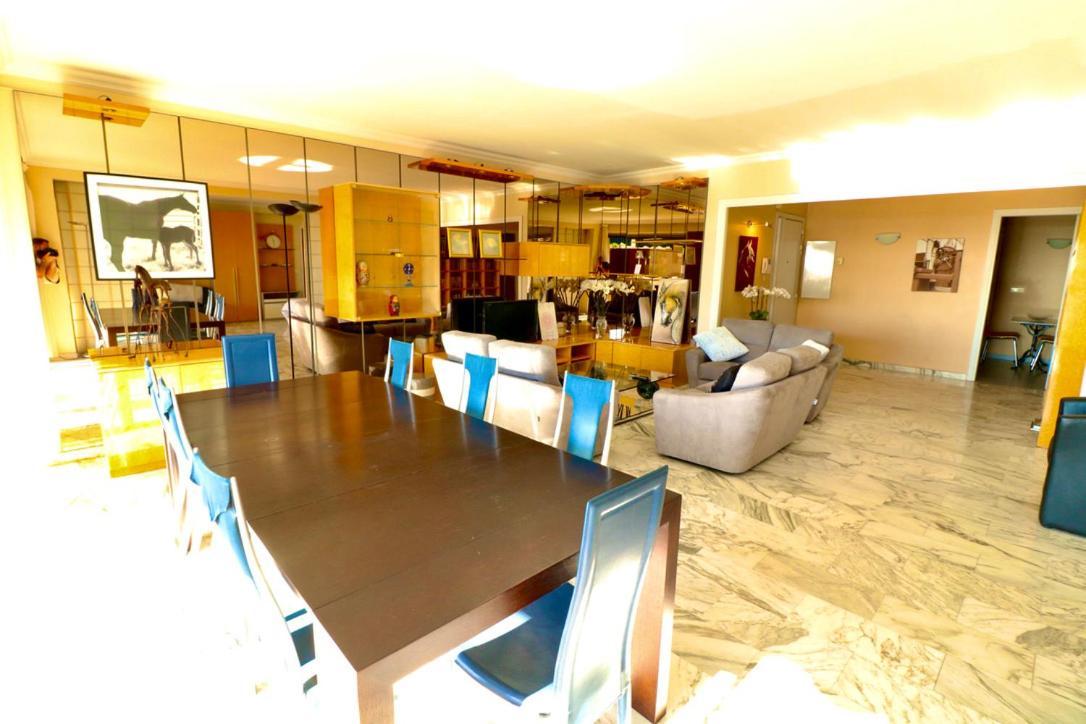 2, 3 And 4 Bedroom Sea View Forville Apartments 5 Mins From The Palais Кан Екстериор снимка