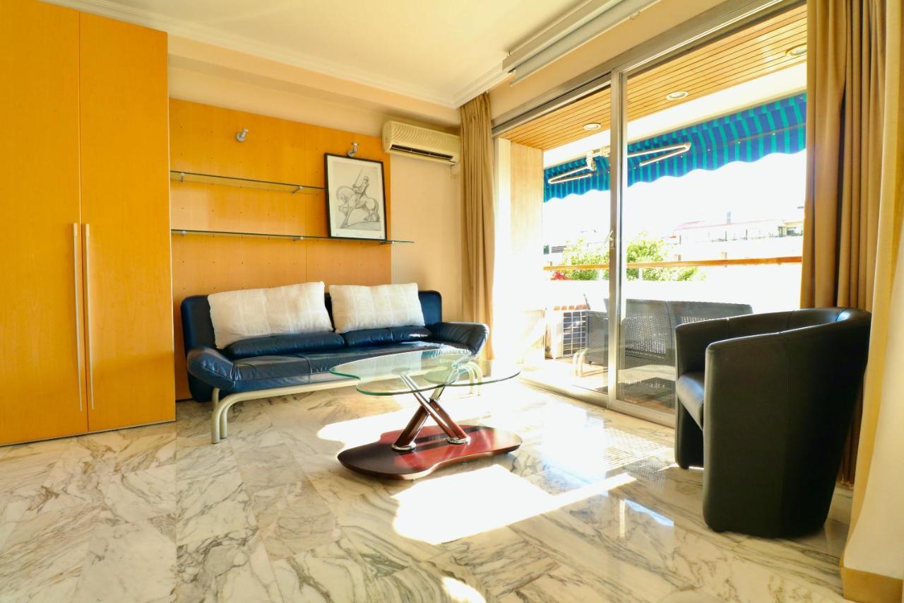 2, 3 And 4 Bedroom Sea View Forville Apartments 5 Mins From The Palais Кан Екстериор снимка