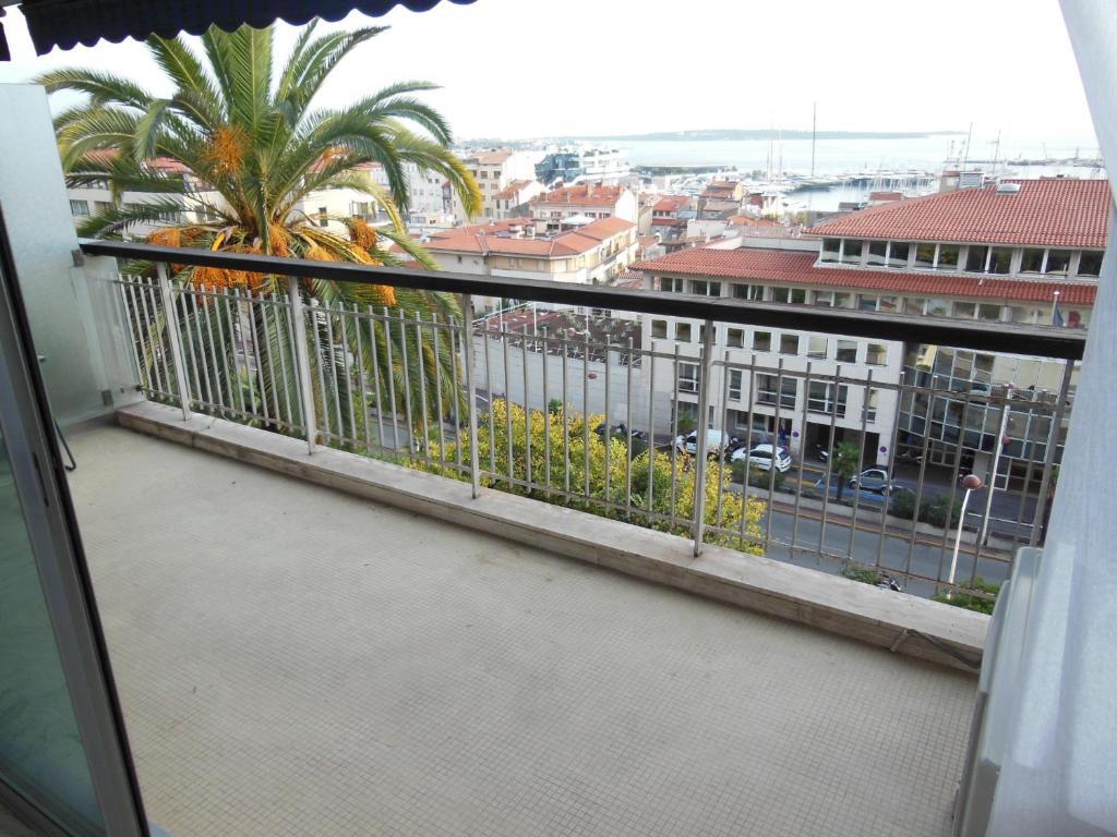 2, 3 And 4 Bedroom Sea View Forville Apartments 5 Mins From The Palais Кан Стая снимка