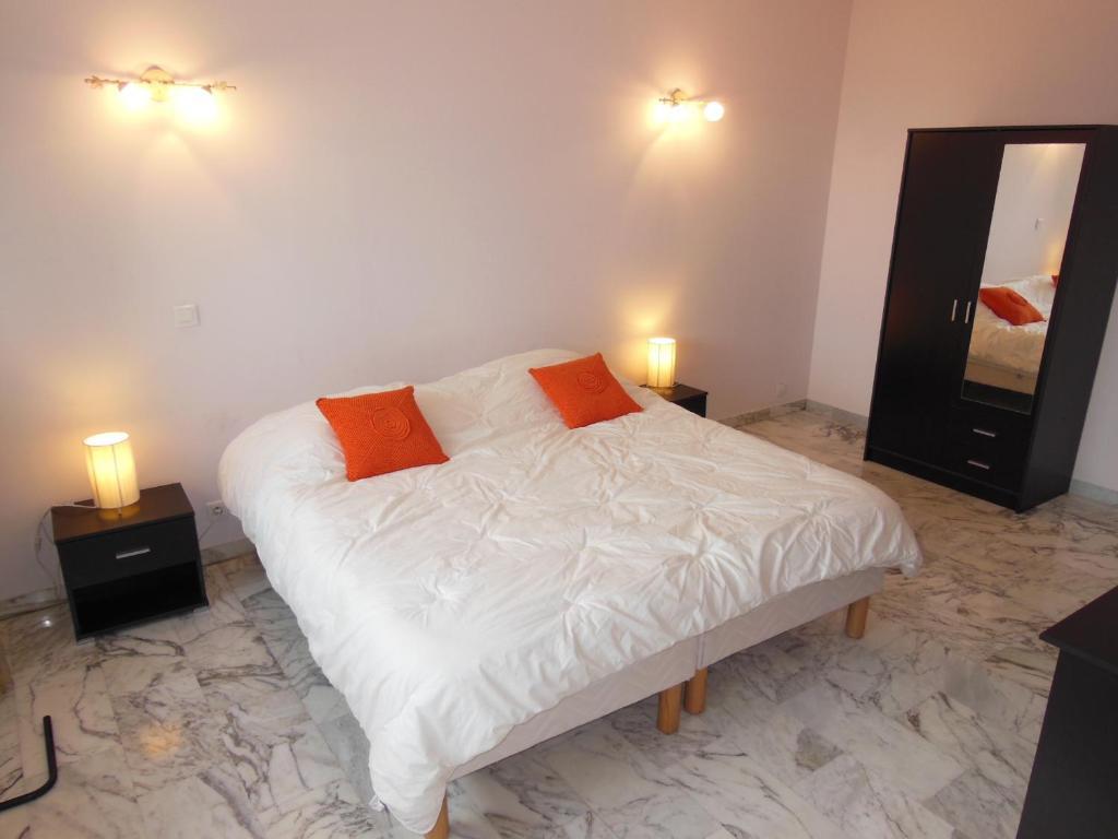 2, 3 And 4 Bedroom Sea View Forville Apartments 5 Mins From The Palais Кан Стая снимка