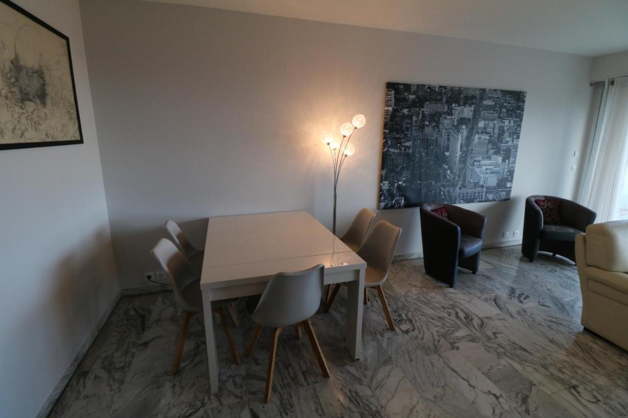 2, 3 And 4 Bedroom Sea View Forville Apartments 5 Mins From The Palais Кан Екстериор снимка
